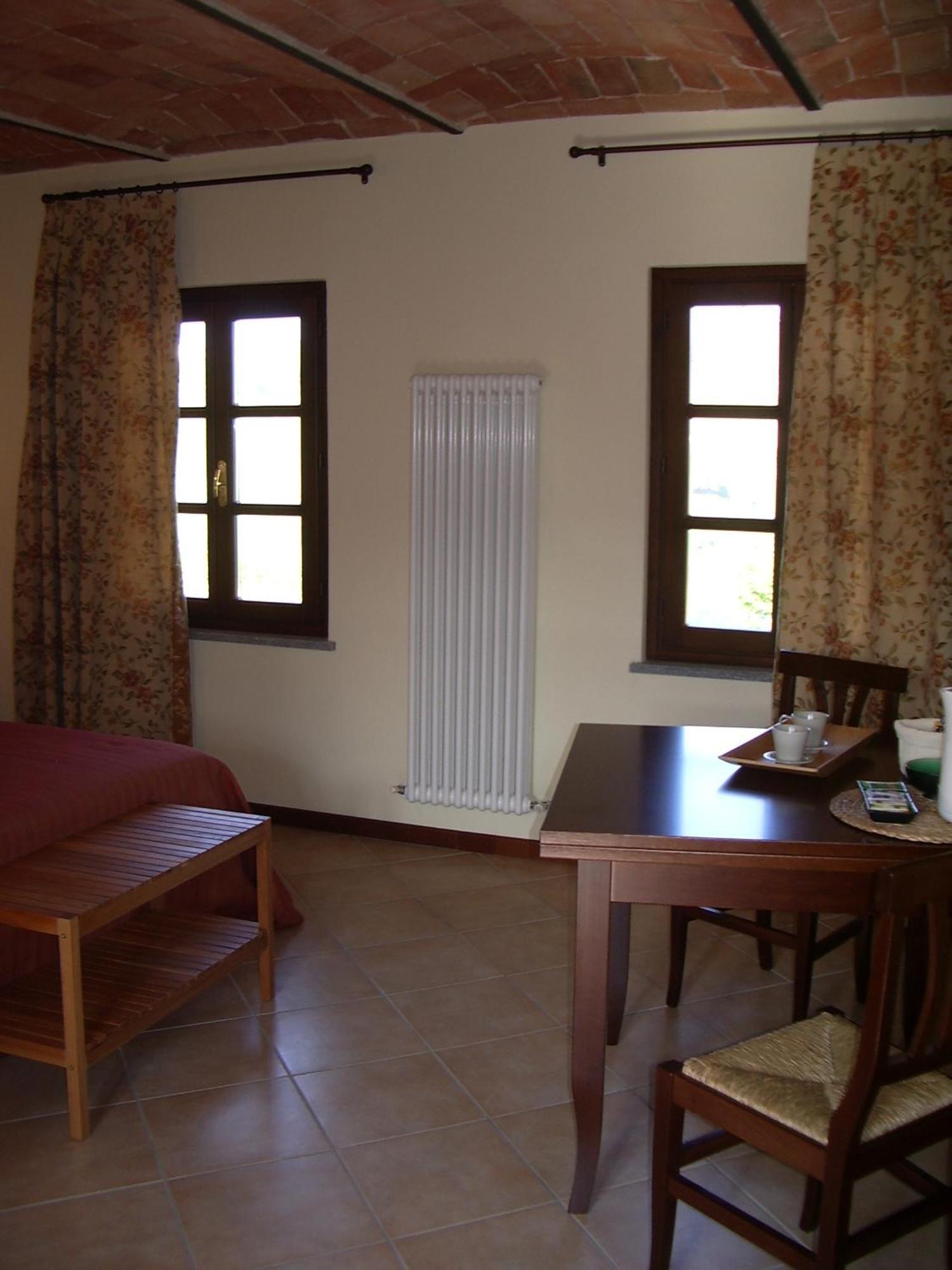 B&B Cascina Gaione Via Gallina,18B 12052 Neive Cn Room photo