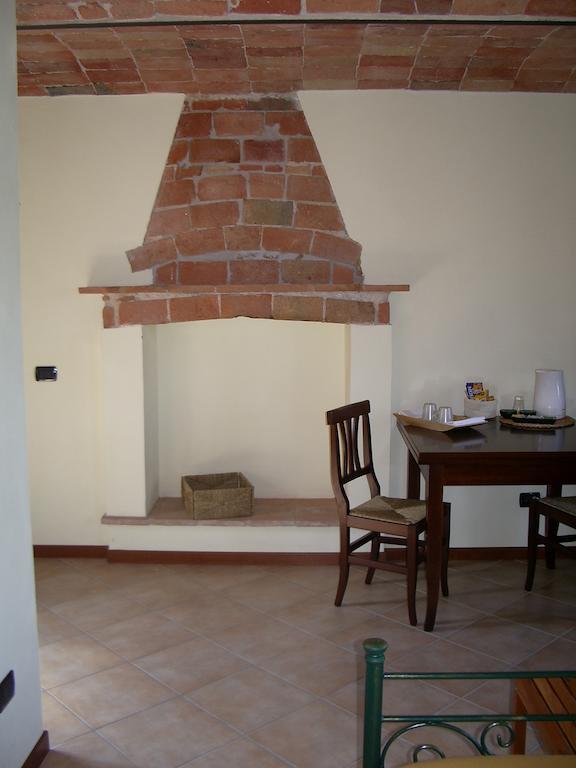 B&B Cascina Gaione Via Gallina,18B 12052 Neive Cn Room photo
